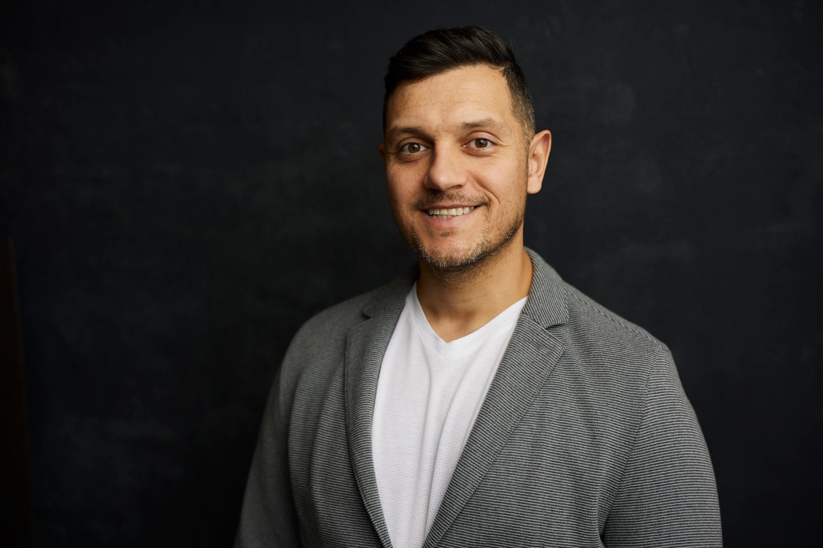 Sam Kamra’s Approach to Negotiating Better Real Estate Deals